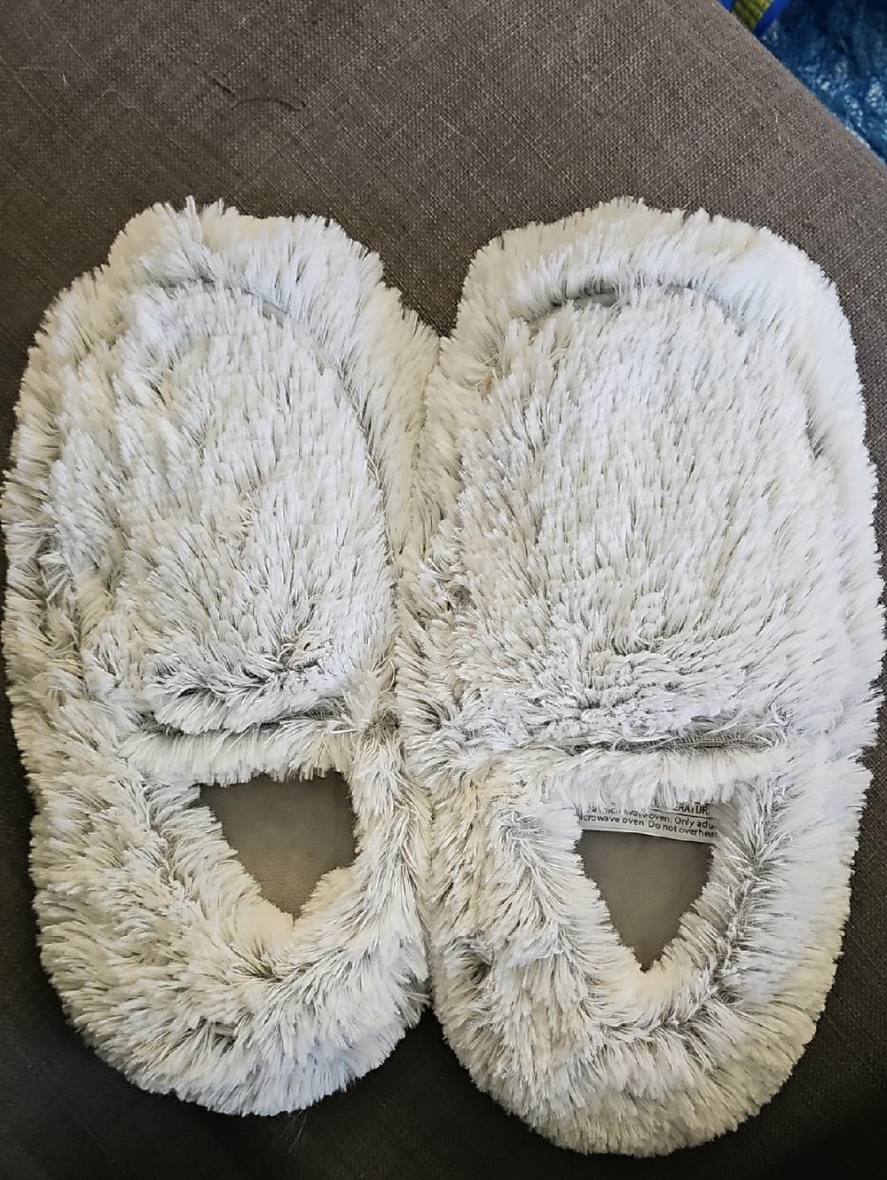 Warmies Slippers in Marshmallow Gray Size 6-10